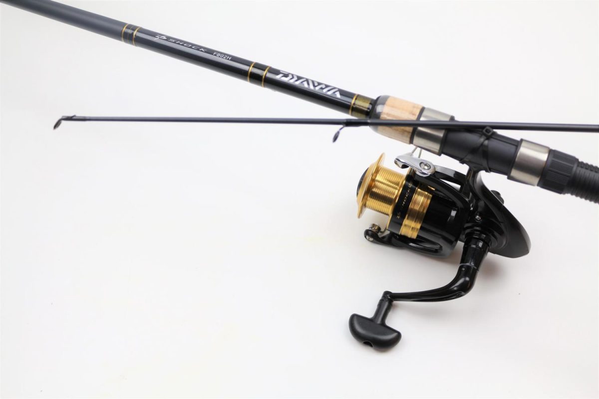 Daiwa D-SHOCK SPINNING COMBO
